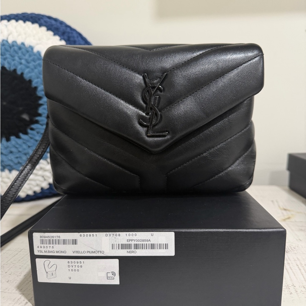 Saint Laurent M bag mono